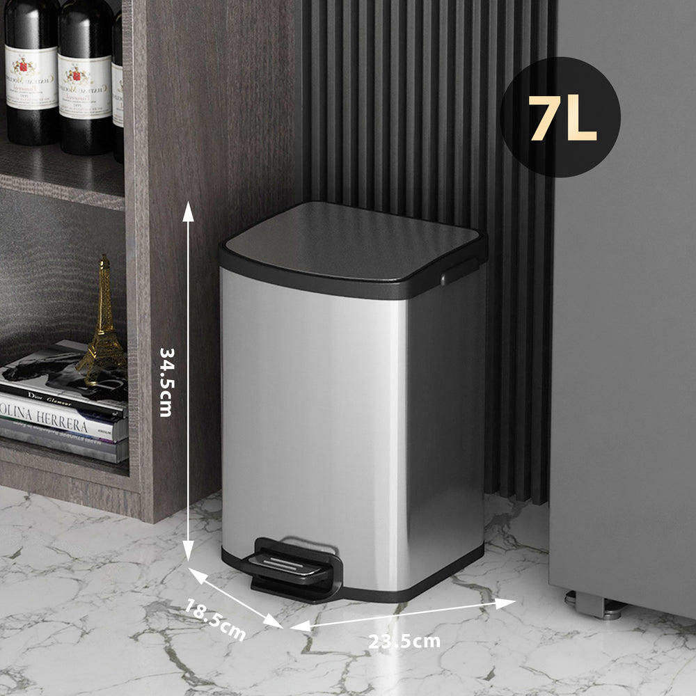A2 Pedal Trash  Can